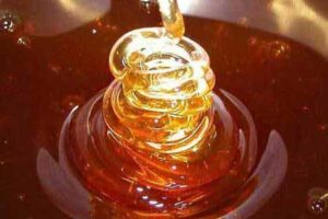 Light Amber Honey (1 Kg Pack)